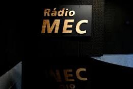 Rádio MEC placa