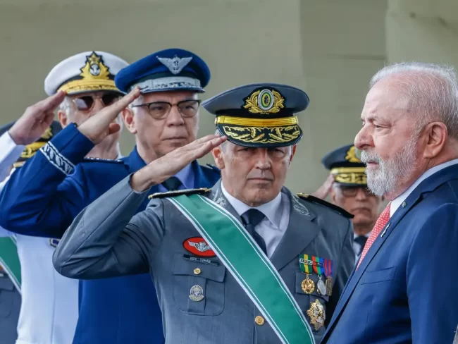 08_retro_2023_cerimonia_comemorativa_do_dia_do_exercito