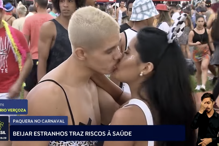 F843590D-9EDB-4744-89A8-1536FC18F31A